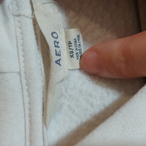 AEROPOSTALE CROPPED WHITE HOODIE! - Picture 4 of 5